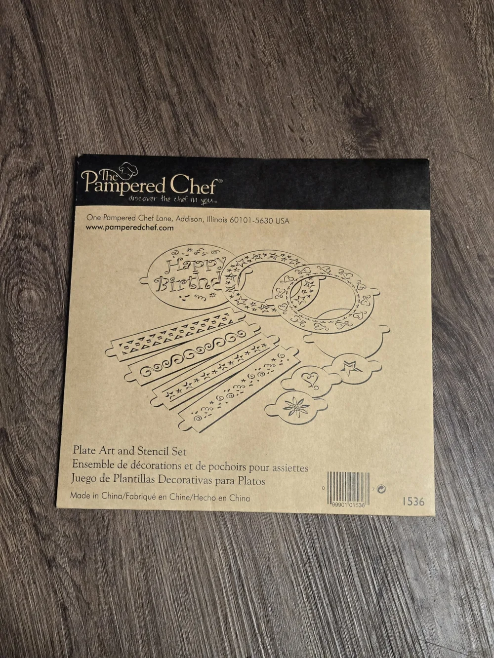 The Pampered Chef Black Serveware Travel Case And Serving Wares.